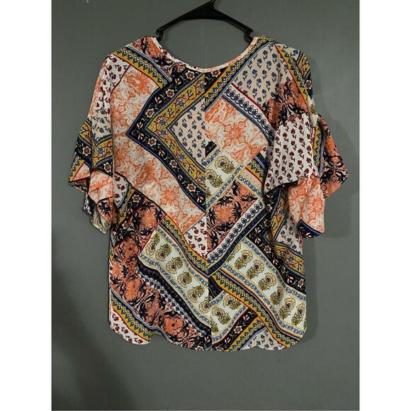 Cato Est 1946 Bell Sleeve Short Sleeve Top Size Small - Picture 2 of 4